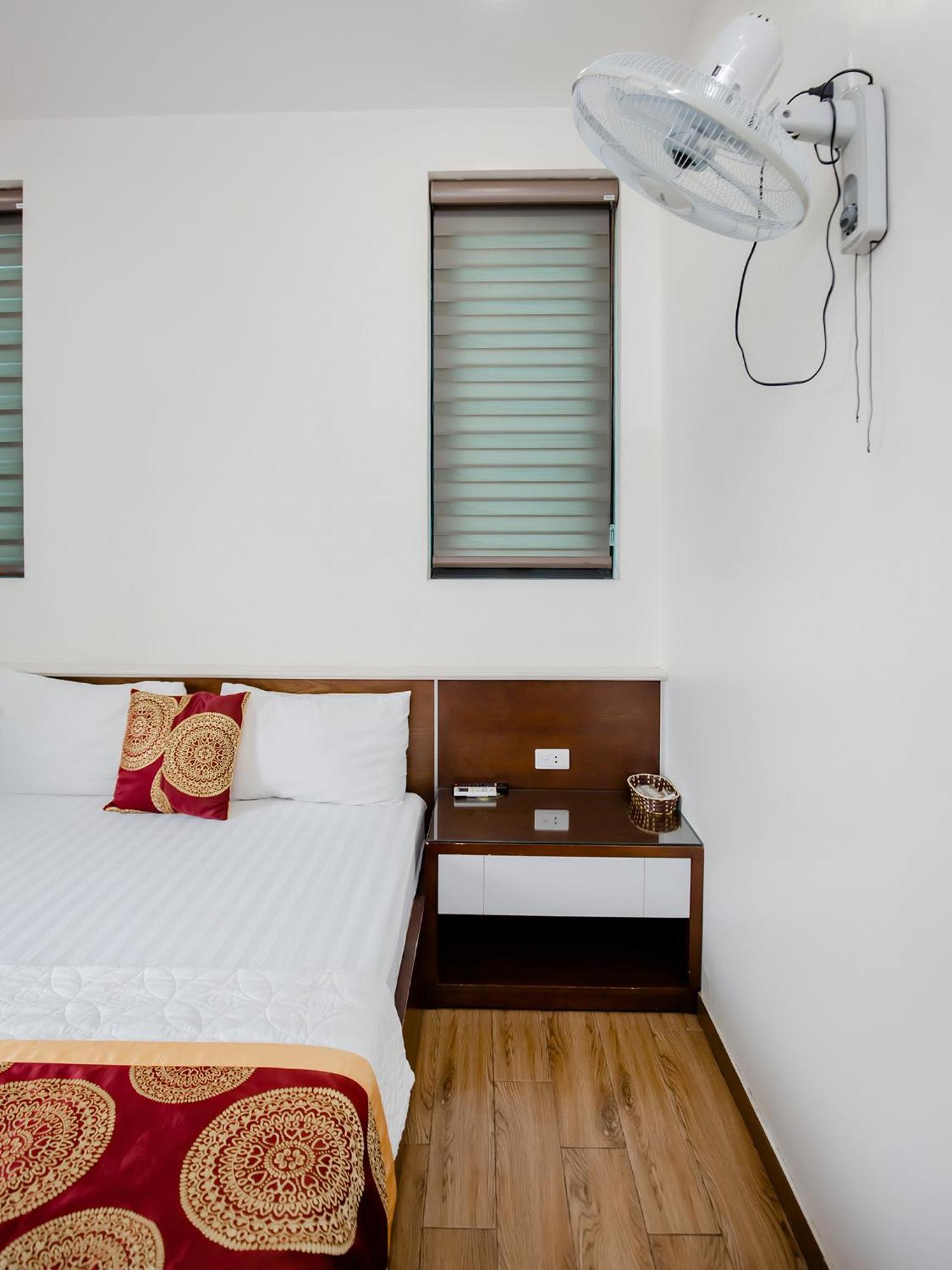 अपार्टमेंट Phuong Nam Luxury Long Bien
